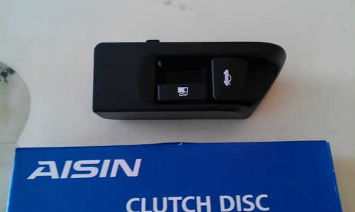 機(jī)蓋.油箱門(mén)開(kāi)關(guān)